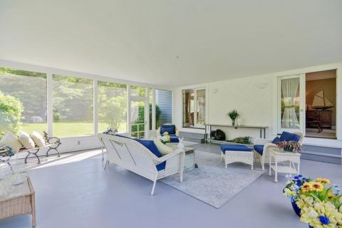 129 South St, Upton, MA 01568 photo 17