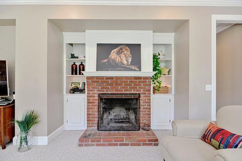 129 South St, Upton, MA 01568 photo 13