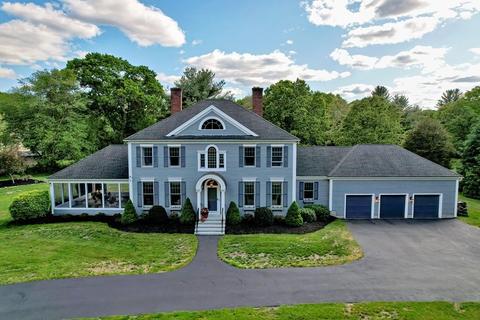 129 South St, Upton, MA 01568