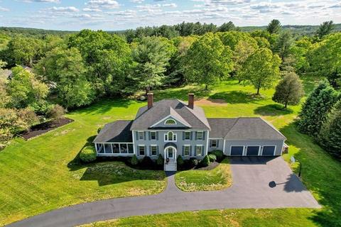 129 South St, Upton, MA 01568 photo 4
