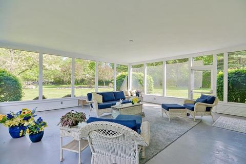 129 South St, Upton, MA 01568 photo 16