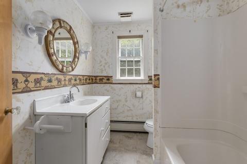 257 Maple St, Danvers, MA 01923 photo 16