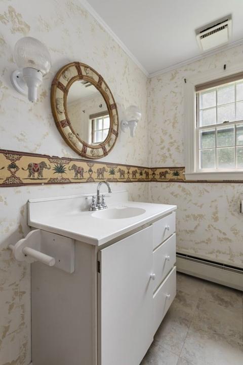 257 Maple St, Danvers, MA 01923 photo 17