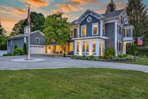 30 Church St, Westborough, MA 01581