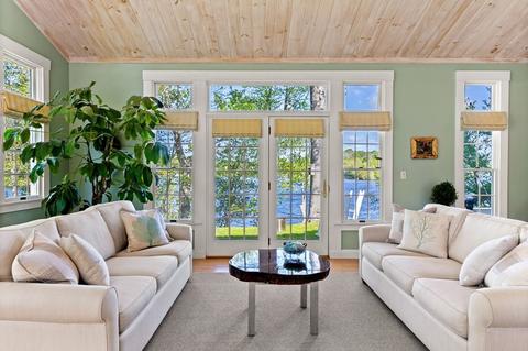 1 Moses Ln, Essex, MA 01929