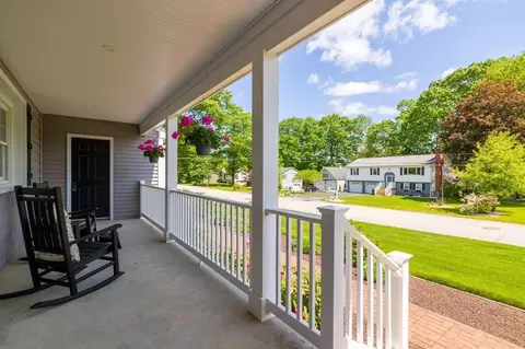 7 Jaybee Ave, Dudley, MA 01571 photo 3