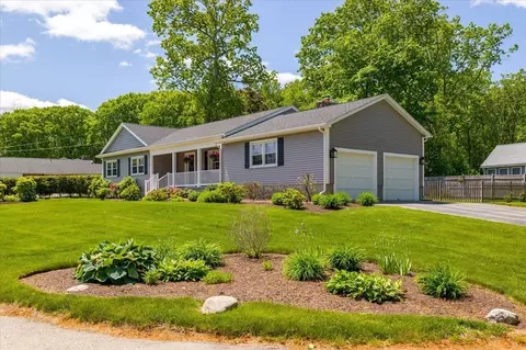 7 Jaybee Ave, Dudley, MA 01571 photo 2
