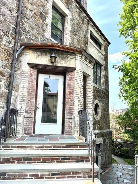 11 Garrison Rd #3, Brookline, MA 02446 photo 2