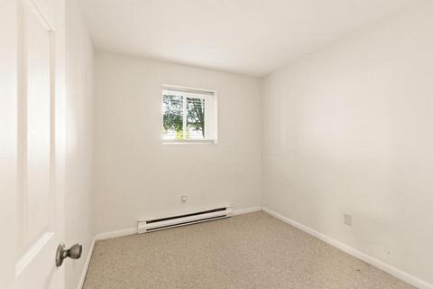 17 Cleveland Pl #21, Gloucester, MA 01930 photo 11