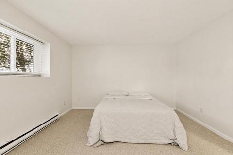 17 Cleveland Pl #21, Gloucester, MA 01930 photo 8