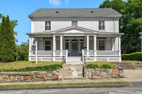 32 Windsor St, Worcester, MA 01605
