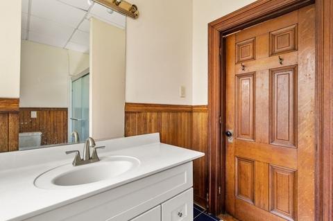 32 Windsor St, Worcester, MA 01605 photo 15