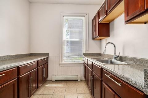 32 Windsor St, Worcester, MA 01605 photo 19
