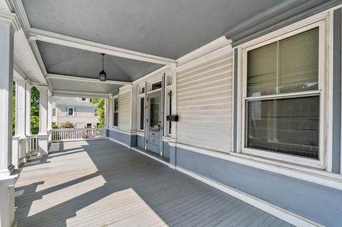 32 Windsor St, Worcester, MA 01605 photo 3
