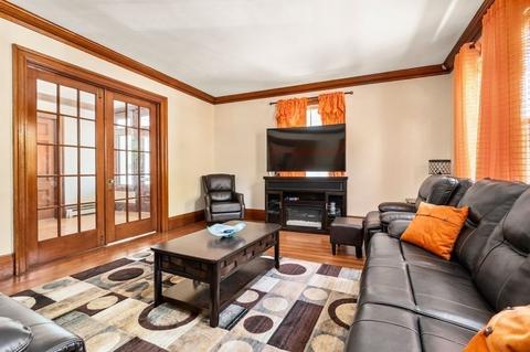 32 Windsor St, Worcester, MA 01605 photo 8