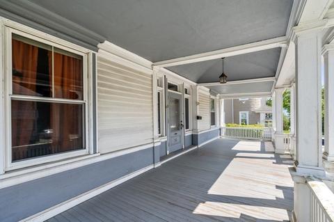 32 Windsor St, Worcester, MA 01605 photo 4