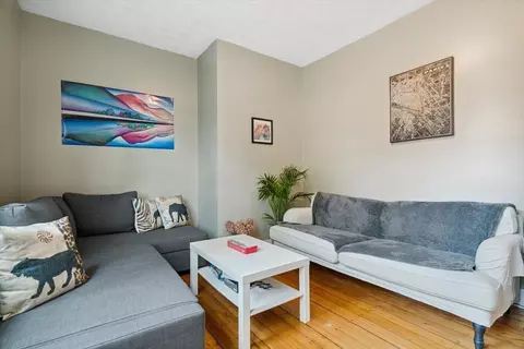 30 Union St #4, Cambridge, MA 02141
