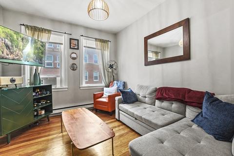 162 Endicott St #3, Boston, MA 02113