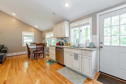 45 Slumber Ln, Springfield, MA 01128 photo 8