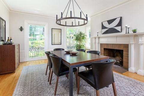 51 Holland Rd, Brookline, MA 02445 photo 12