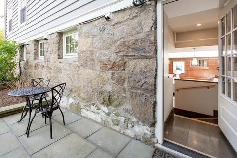 51 Holland Rd, Brookline, MA 02445 photo 34