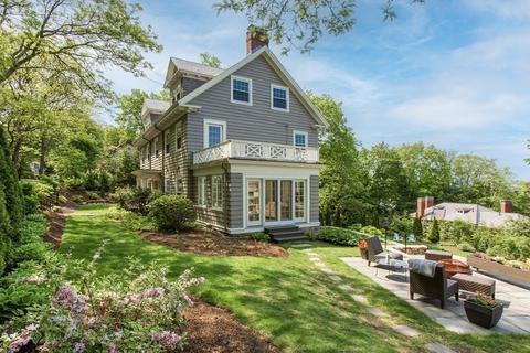 51 Holland Rd, Brookline, MA 02445 photo 3