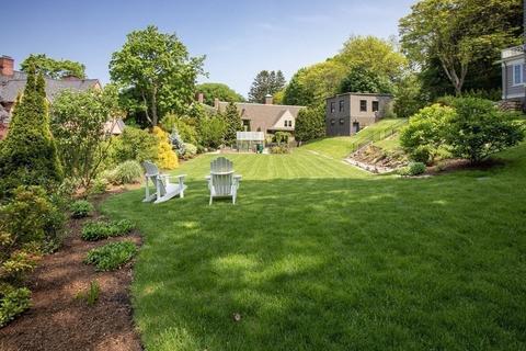 51 Holland Rd, Brookline, MA 02445 photo 35