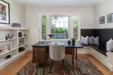51 Holland Rd, Brookline, MA 02445 photo 14