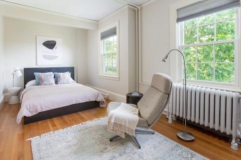 51 Holland Rd, Brookline, MA 02445 photo 25