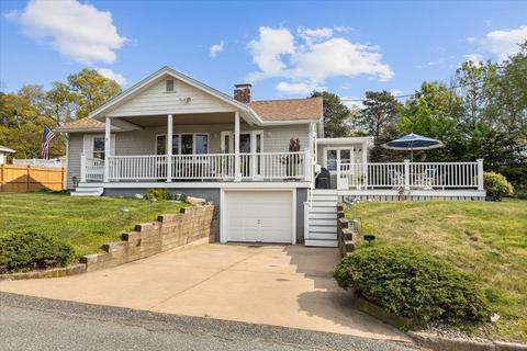 7 Glendale Rd, Wareham, MA 02571