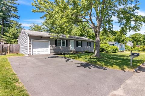 94 Maybrook Rd, Springfield, MA 01129 photo 4