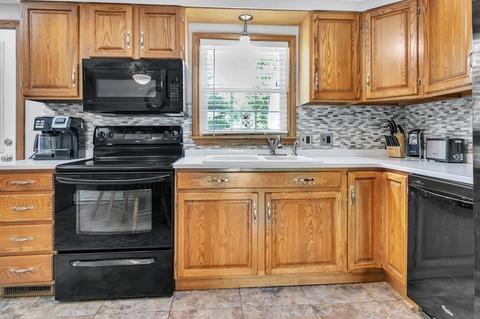 94 Maybrook Rd, Springfield, MA 01129 photo 15