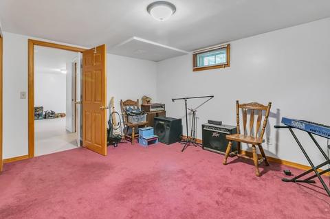 94 Maybrook Rd, Springfield, MA 01129 photo 31