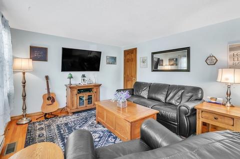 94 Maybrook Rd, Springfield, MA 01129 photo 7