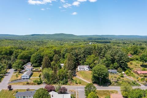 213 Park St, Easthampton, MA 01027 photo 7