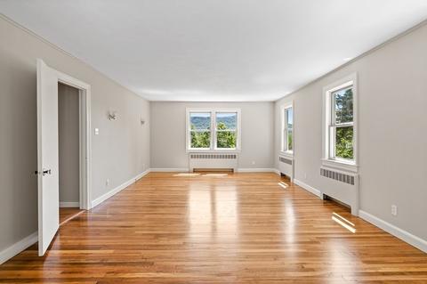 213 Park St, Easthampton, MA 01027 photo 25