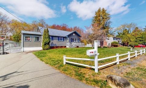 27 Chestnut Dr, Brockton, MA 02301