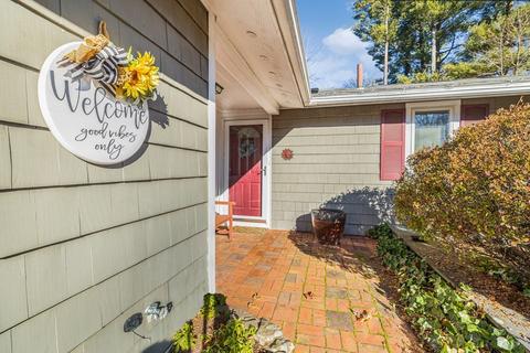 6 Richard Rd, Wayland, MA 01778