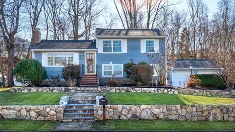257 Winn, Burlington, MA 01803