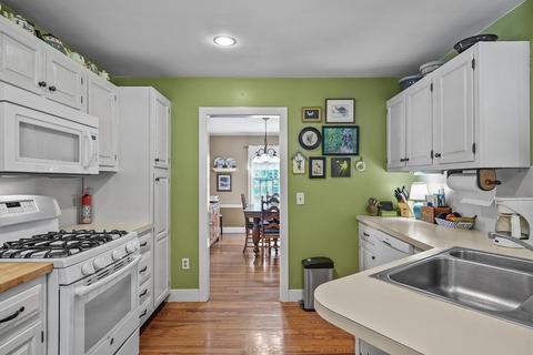 46 Greenlawn St, Fall River, MA 02720 photo 16