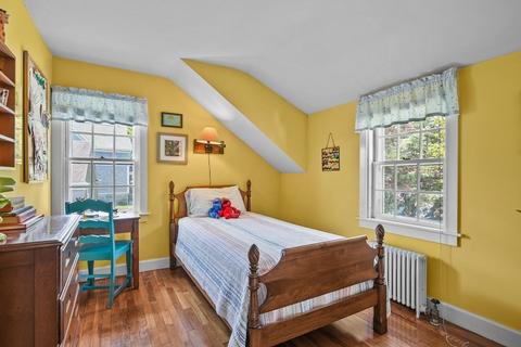 46 Greenlawn St, Fall River, MA 02720 photo 22