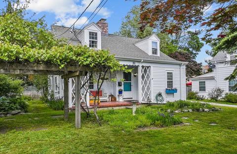 46 Greenlawn St, Fall River, MA 02720 photo 37