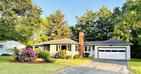 209 Birch Rd, Longmeadow, MA 01106