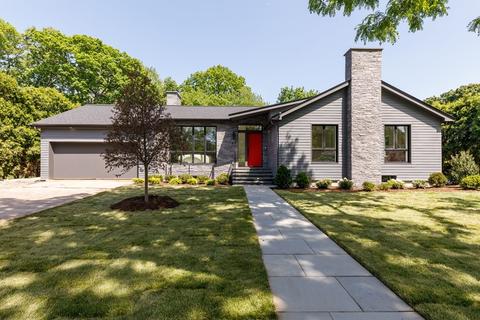 43 Ruane Rd, Newton, MA 02465