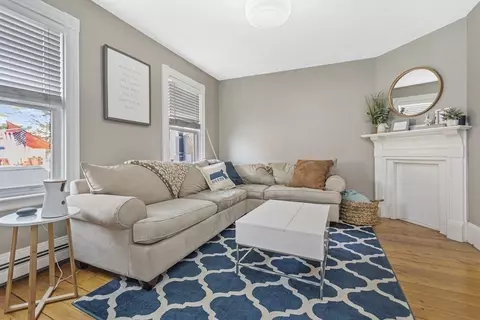 18 Lawrence St #1, Boston, MA 02129