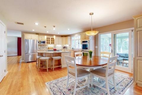 4 Maddy Ln, Acton, MA 01720 photo 5