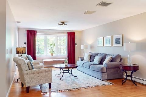 4 Maddy Ln, Acton, MA 01720 photo 3
