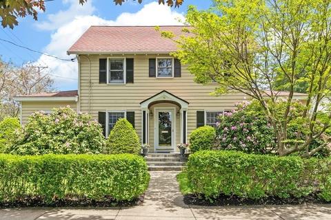 71 Orient Ave, Melrose, MA 02176