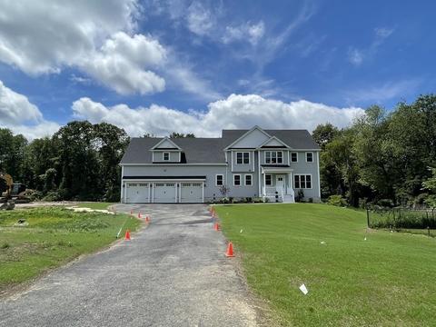 4 Box Mill Rd, Hopkinton, MA 01748
