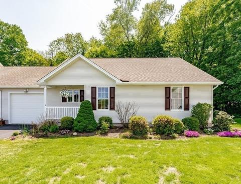 204 Russell Rd #F, Westfield, MA 01085